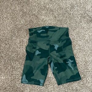 Girls Old Navy Biker Shorts